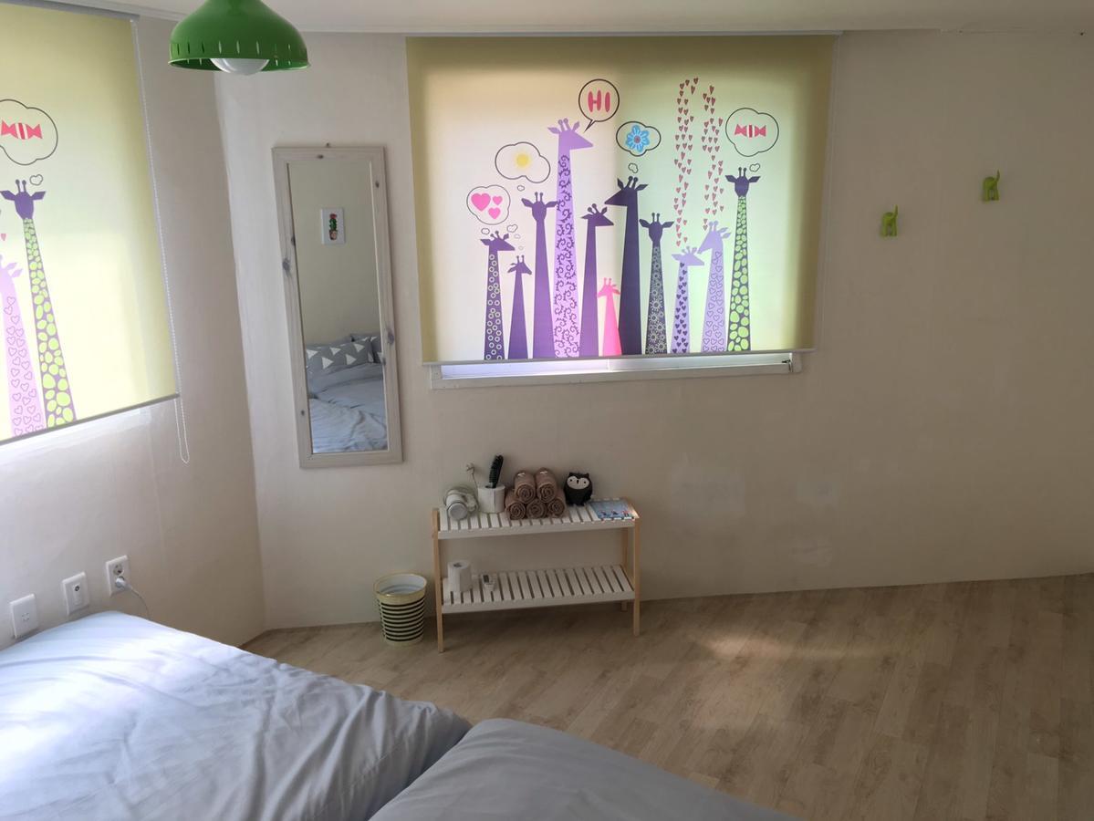Kiki House Hongdae 2 Otel Seul Dış mekan fotoğraf